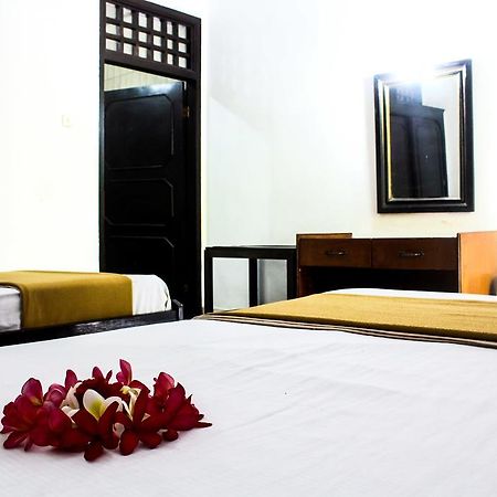 Berlian Inn กูตา ภายนอก รูปภาพ
