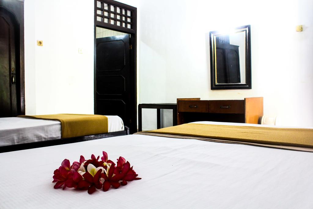 Berlian Inn กูตา ภายนอก รูปภาพ